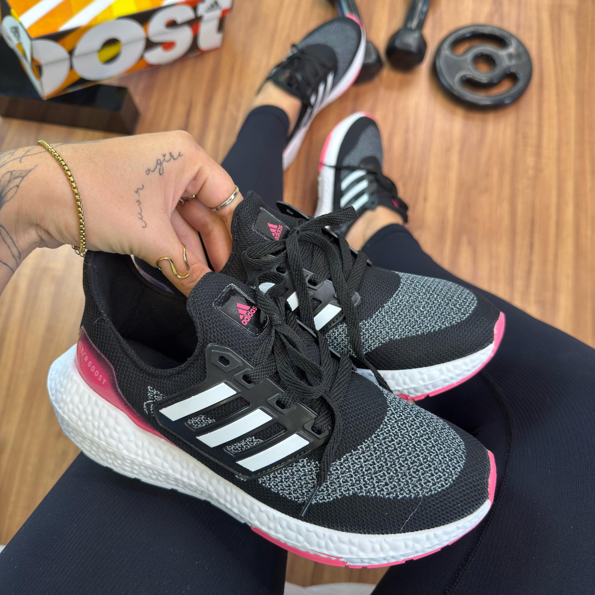 Tênis Adidas Ultra Boost - Premium