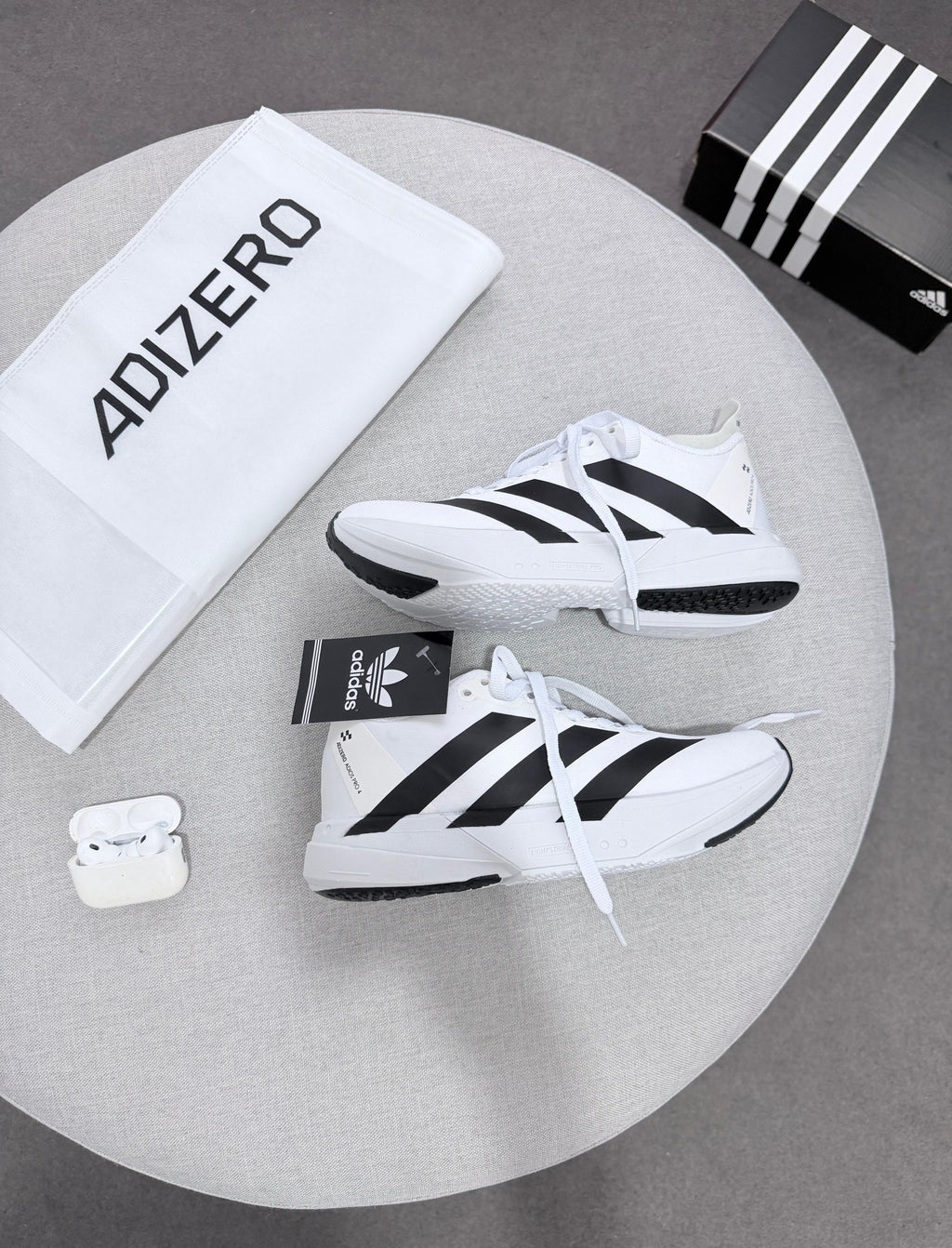 Tênis Adidas PRO 4 | Premium