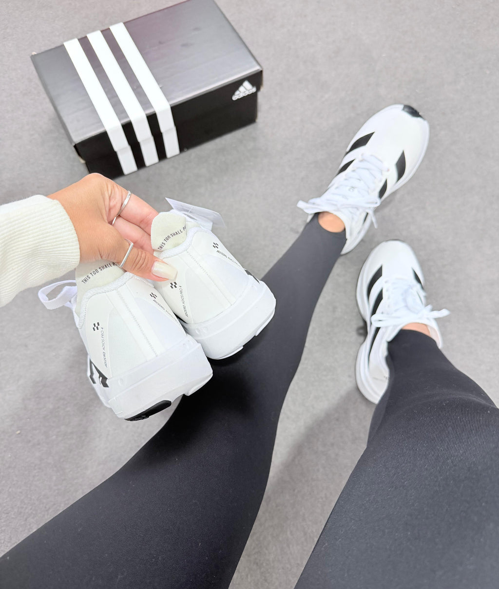 Tênis Adidas PRO 4 | Premium