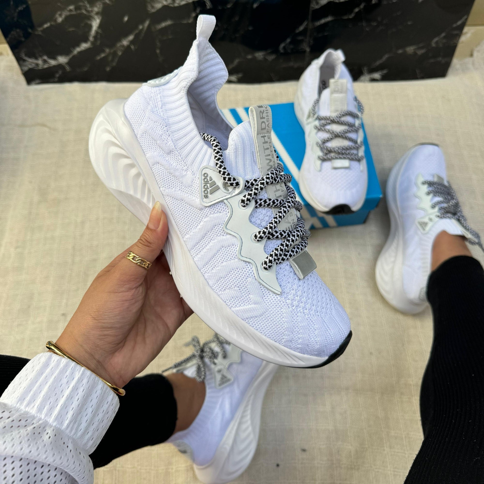 TÊNIS ADIDAS SPORT KNIT - PREMIUM