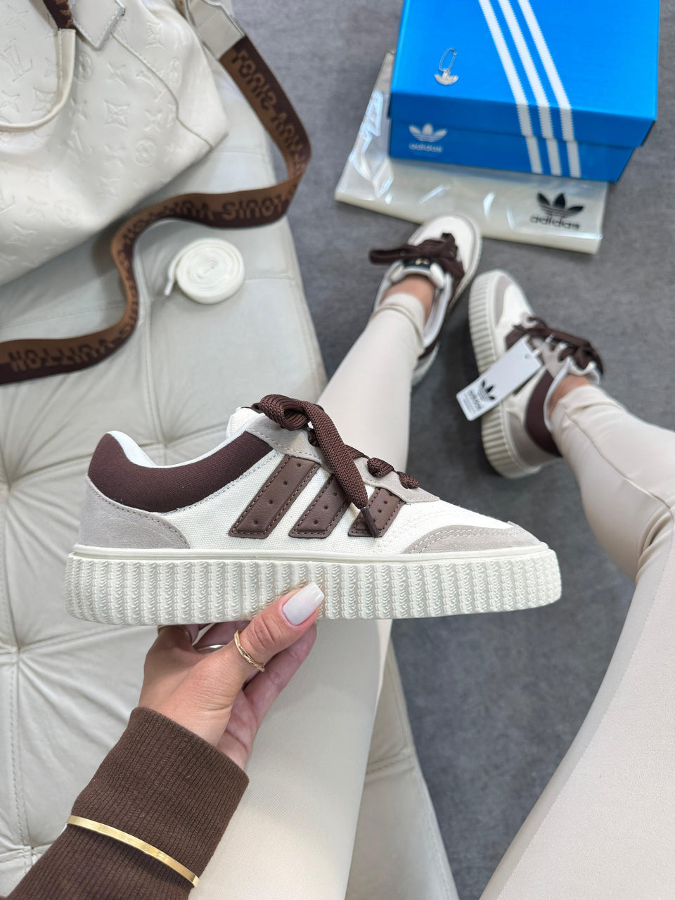 Tênis Adidas Space Casual - Premium